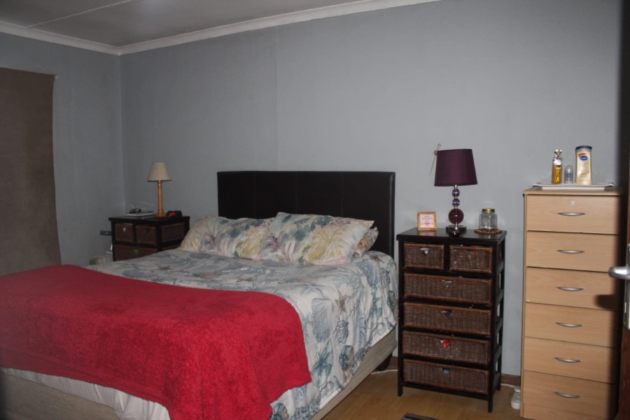 3 Bedroom Property for Sale in Woodlands Western Cape